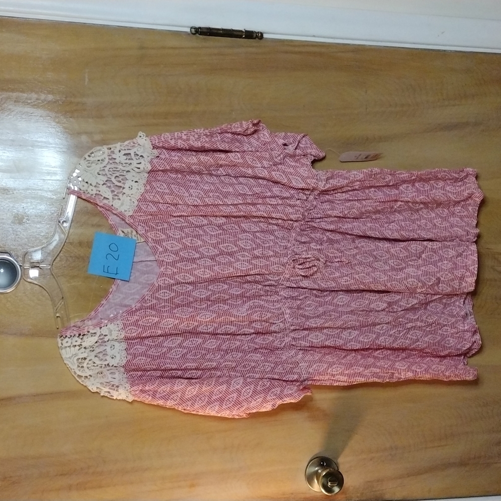 Women's shirt